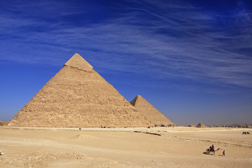 Fototapeta na wymiar Piramida Chefrena, Kair