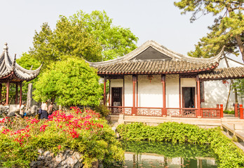 Fototapeta na wymiar Klasyczny ogród chiński w Szanghaju, Chiny