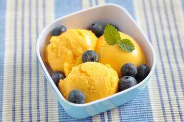 Mango Eiscreme