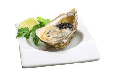 Oysters with black cavair