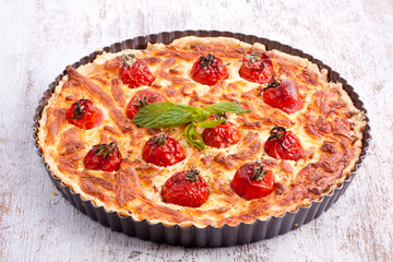 cheese tart with tomato