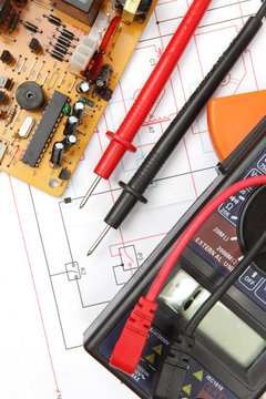 Digital multimeter and electronic components