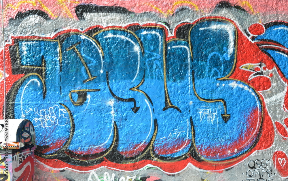 1000_F_55197889_FaPnmDI2Ph4yA7KvHqhPOPs684mWqnnw.jpg
