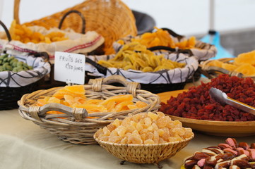 étales du marché de Saint Valéry sur Somme
