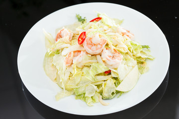 salad with shrimps