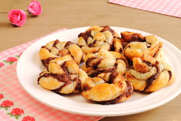 Pastitas de hojaldre con chocolate