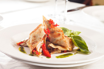 crepes with chicken and vegetables