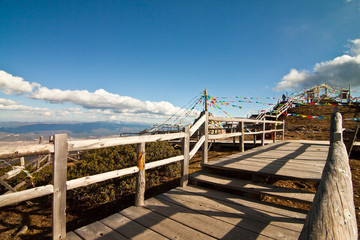 Obraz premium walk way on the mountain