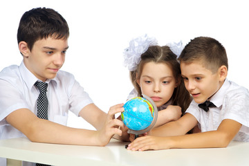schoolchildren and the globe