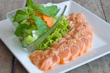 spicy salmon sashimi
