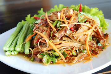 vegetarian spicy salad