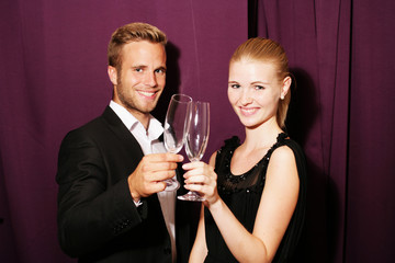 junges hübsches Pärchen