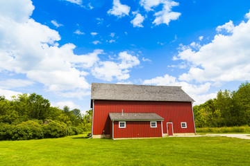 Obraz premium American Farmland With Blue Cloudy Sky