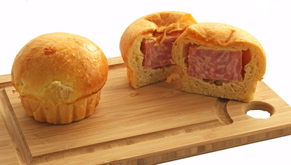 2 brioches au saucisson
