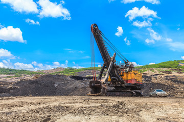 electric shovel