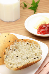 bread with sesame