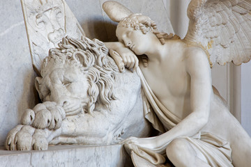 Obraz premium Vienna - Detail of tomb of Marie Christine