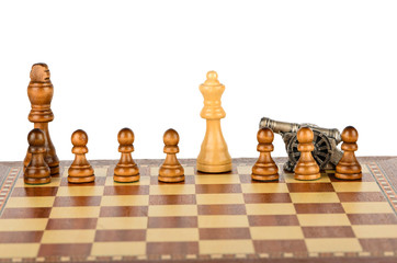 The battle on the chessboard with a gun
