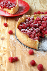 summer  round raspberry pie