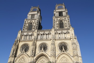 Tours cathédrale Sainte Croix. Orléans.