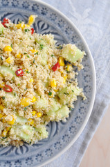Couscous Salat mit Mais und Chili