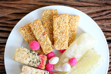 sugar bar with sesame