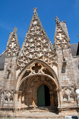 Fototapeta na wymiar Kościół Matki Bożej Rescudon Pont Croix