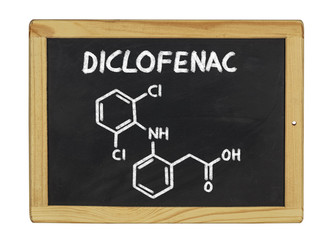 chemische Strukturformel von Diclofenac auf einer Schiefertafel