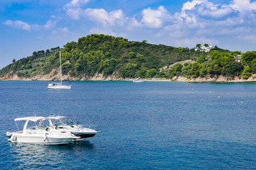 Fototapeta na wymiar Blue sea and boat background