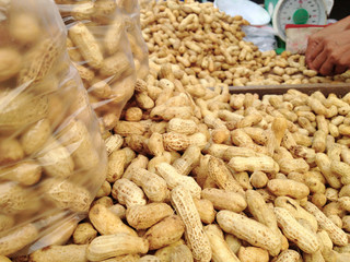 boiled peanuts, kind of Thai sweetmeat
