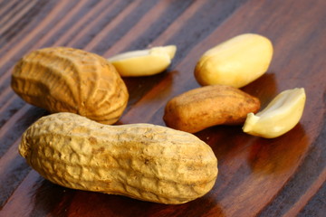peanuts 2