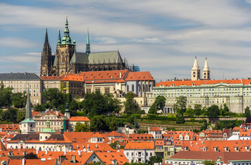 Obraz premium View of Prague Castle (Prazsky hrad) with St. Vitus Cathedral