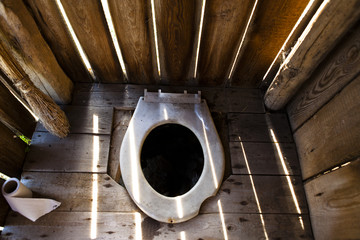 Old toilet © SirChopin