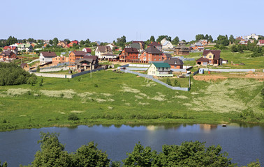 Houses on the Ptitsegradskaya ponds. Sergiev Posad.