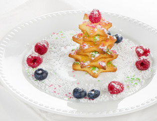 sweet christmas tree with berries