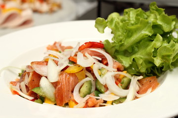 Salad - smoked salmon with vegetables