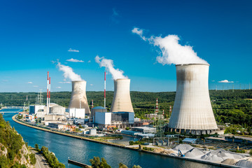 Nuclear Power Station - obrazy, fototapety, plakaty