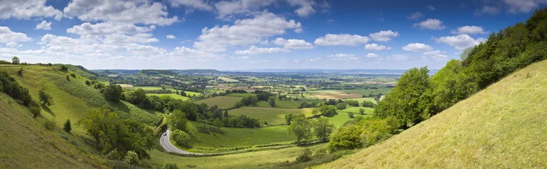 Fototapeten Idyllic rural landscape, Cotswolds UK © travelwitness
