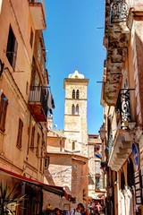 Fototapeta na wymiar Ruelle z Bonifacio na Korsyce