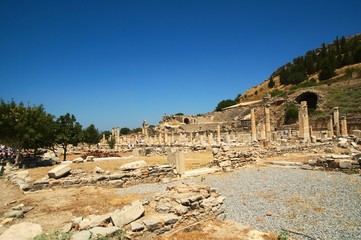 Efeso la biblioteca