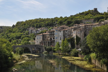 Village de Sauve et pont vieux