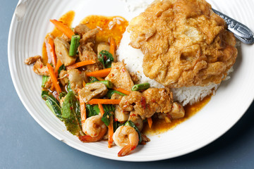 Thai foods for lunch time