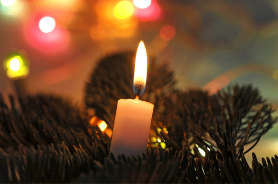 brennende Weihnachtskerze