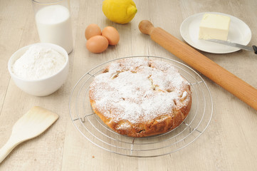 Torta di fichi con zucchero a velo