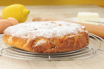 Torta di fichi con zucchero a velo