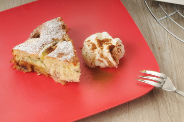 Torta di fichi con zucchero a velo