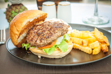 Hamburger 	Hamburger