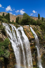 Obraz premium Waterfall on Clear Sky