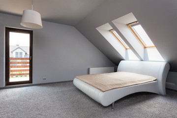 Urban apartment - huge comfortable bed