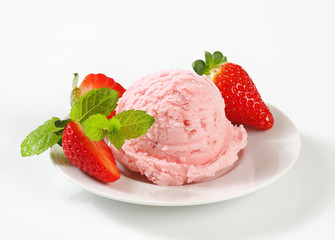 Strawberry ice cream